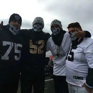 Meet your Posher, Corey